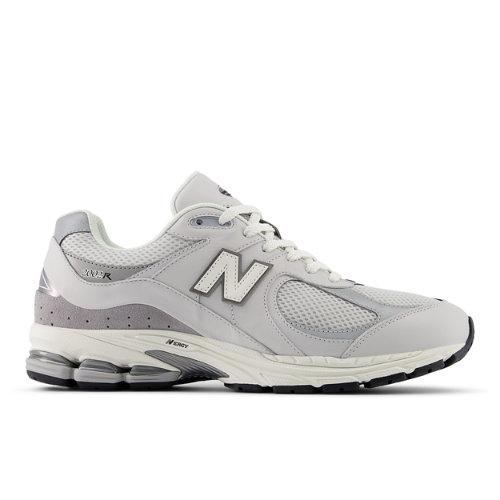 New Balance Homens 2002R in Cinza, Leather, Tamanho 38 on Productcaster.