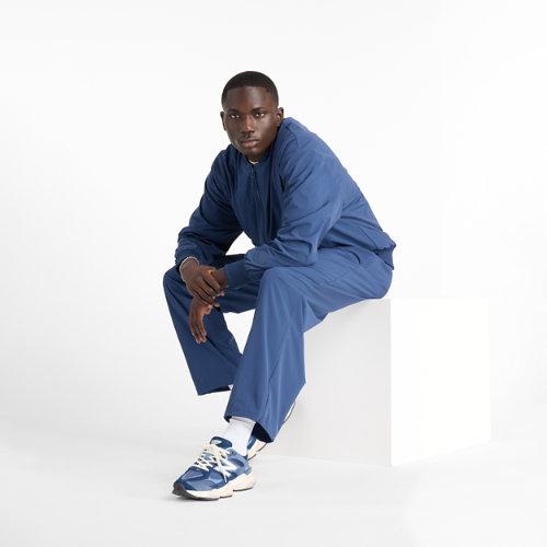 New Balance Men's Shifted Jacket in Blue Nylon Woven, Size Large on Productcaster.