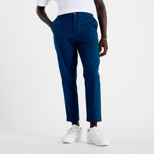 New Balance Män Athletics Standard Tapered Pant 28" i Blue Cotton Twill, Storlek 2XL on Productcaster.