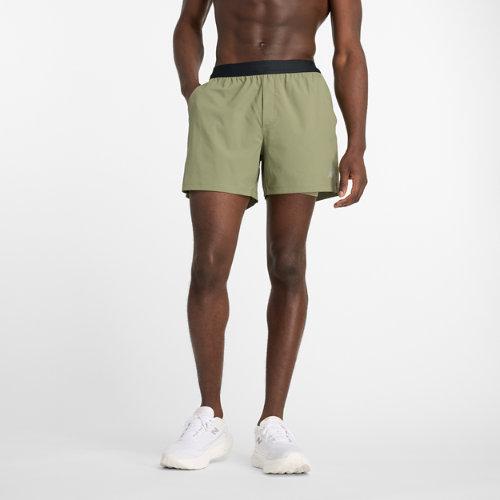 New Balance Herren AC Lined Short 5" in Grün, Polywoven, Größe XL on Productcaster.