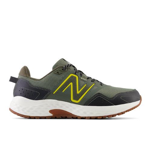 New Balance Homme 410v8 en Green/Orange/Black, Synthetic, Taille 40.5 on Productcaster.