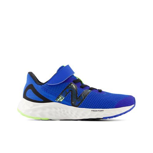 New Balance Enfant Fresh Foam Arishi v4 Bungee Lace with Top Strap en Bleu/Noir/Vert, Mesh, Taille 34.5 on Productcaster.