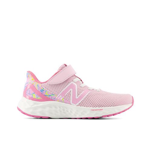 New Balance Niños Fresh Foam Arishi v4 Bungee Lace with Top Strap in Rosa, Mesh, Talla 30.5 on Productcaster.