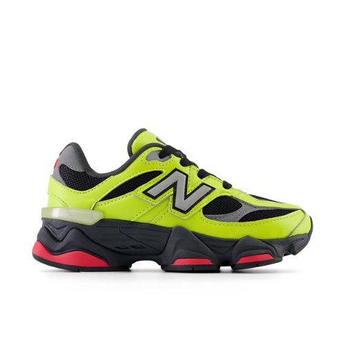 New Balance Enfant 9060 en Vert/Rouge, Synthetic, Taille 30.5 on Productcaster.