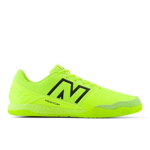 New Balance Unisex Audazo Command IN V6 in Yellow/Black Synthetic, size 7 on Productcaster.