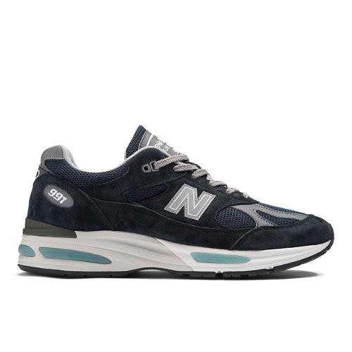 New Balance Unisex MADE in UK 991v2 in Blue/Grey, Suede/Mesh, Größe 43 on Productcaster.