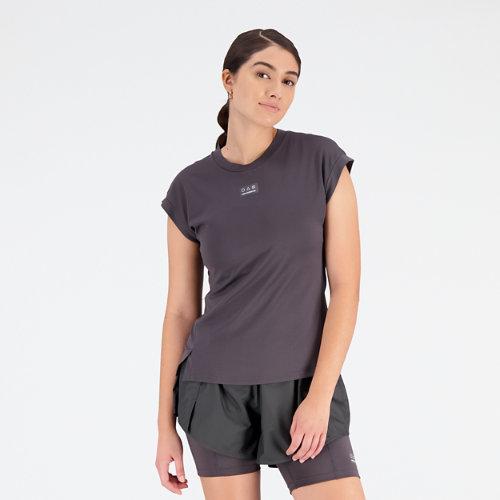 New Balance Femme Impact Run AT N-Vent Short Sleeve Top en Black, Poly Knit, Taille S on Productcaster.