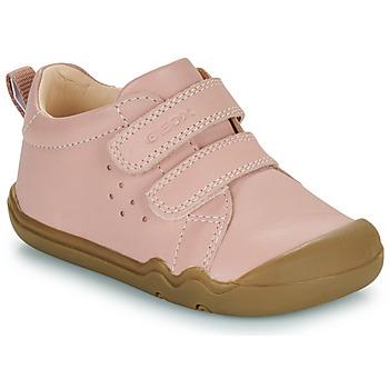 Lage Sneakers Geox B STEPPIEUP GIRL on Productcaster.