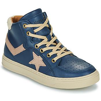 Hoge Sneakers Bisgaard ISAK on Productcaster.