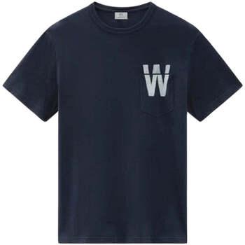 T-shirt Woolrich - on Productcaster.