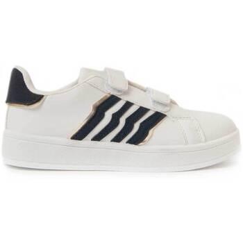 Lage Sneakers Leindia 96992 on Productcaster.