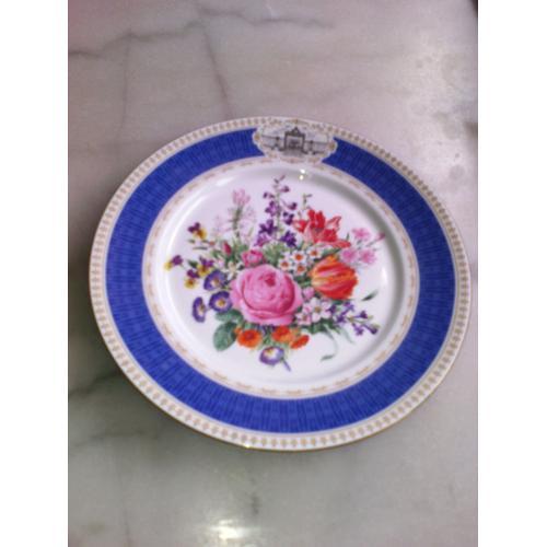 Assiette De Collection "Bouquet Grand Siecle", Tricentenaire Du Gra... on Productcaster.