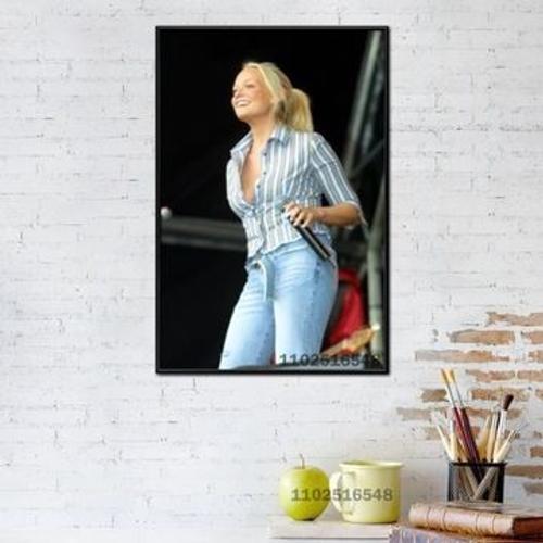 Affiche en toile Emma Bunton, peinture d'affiche,mpression murale P... on Productcaster.