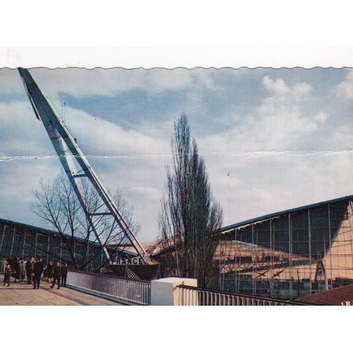 Le Pavillon De La France À L'exposition Universelle De Bruxelles De... on Productcaster.