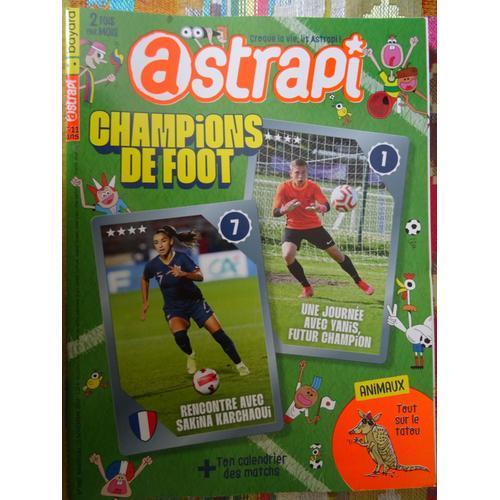 Astrapi N°1002 Champions De Foot on Productcaster.