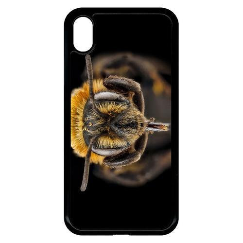 Coque Iphone Xr - Macro Tete D'abeille Sur Fond Noir - Noir on Productcaster.