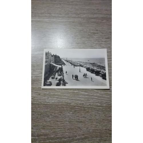 Carte Postalecalvados - Cabourg - Terrasse Des Anglais Vers L'ouest... on Productcaster.