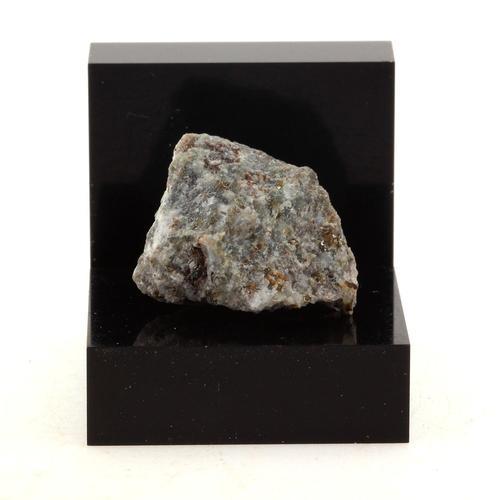 Alurgit Schist. 30.8 Ct. Grenville, Québec, Canada. on Productcaster.