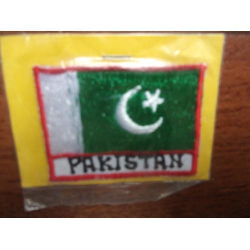 Ecusson Pakistan on Productcaster.