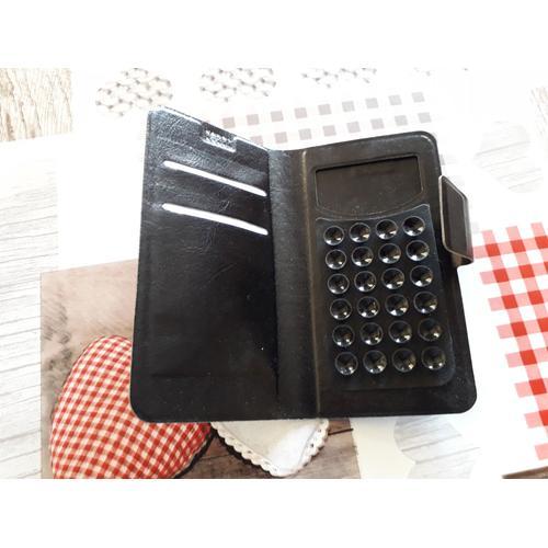 Housse En Cuir Pad Wallet Cover Noire on Productcaster.