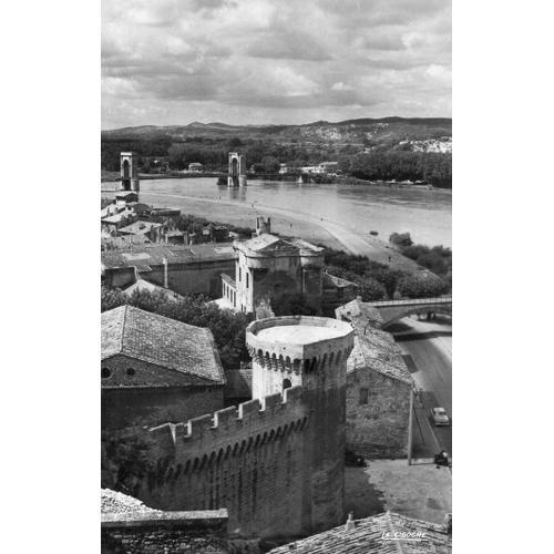 Carte Postale Semi-Moderne - Avignon - Le Rhône Et Le Nouveau Pont on Productcaster.