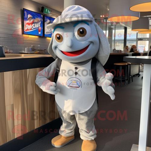 Costume Mascotte Redbrokoly Fish And Chips Argenté Personnage Habil... on Productcaster.