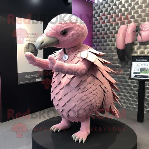 Personnage De Costume De Mascotte Redbrokoly De Pangolin Rose Habil... on Productcaster.