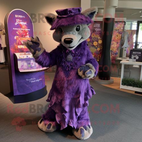 Mascotte Redbrokoly De Personnage Hyène Violette Habillée D'une Rob... on Productcaster.