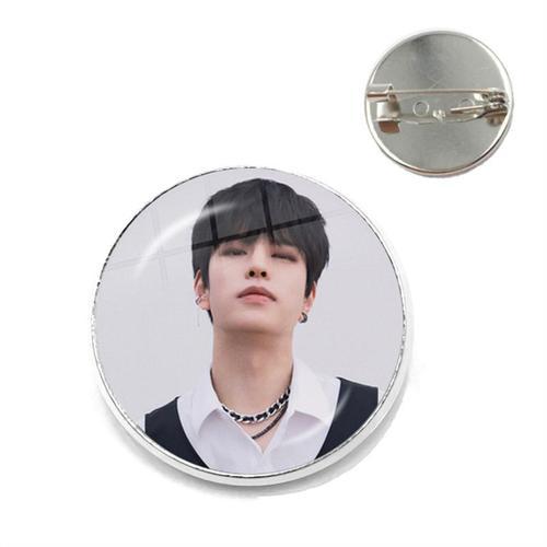 Broche Kpop Stray Kids, 20mm/25mm, Cabochon en Verre, Danemark ges ... on Productcaster.