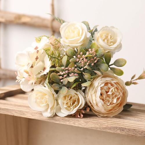 Roses Artificielles en Soie,Fausses Fleurs Décoratives,Bouquet de L... on Productcaster.