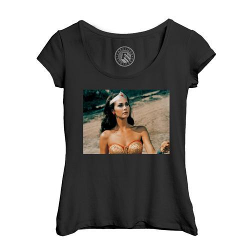 T-Shirt Femme Col Echancré Lynda Carter Wonderwoman Miss World Actr... on Productcaster.