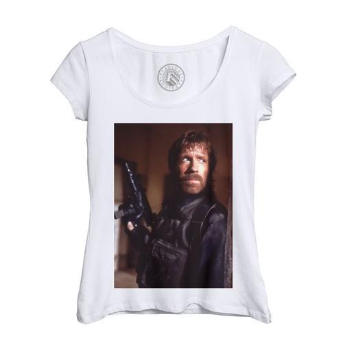 T-Shirt Femme Col Echancré Chuck Norris Delta Force Arme Film Action on Productcaster.