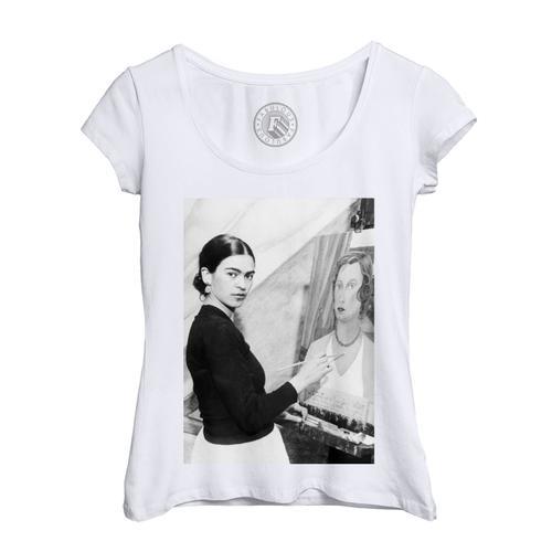 T-Shirt Femme Col Echancré Frida Kahlo Artiste Photo De Star Célébr... on Productcaster.