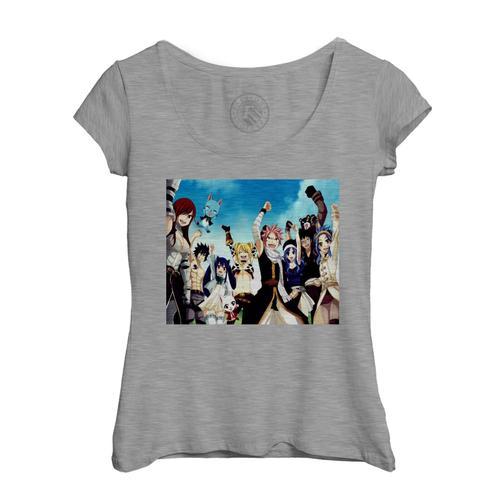 T-Shirt Femme Col Echancré Fairy Tail Toujours Le Poing Lever Manga on Productcaster.