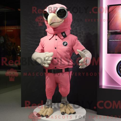 Personnage Mascotte Redbrokoly De Faucon Rose Habillé D Un Rash Gua... on Productcaster.