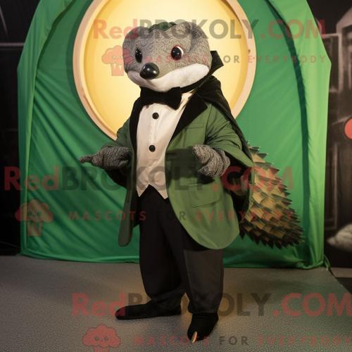 Costume Mascotte Redbrokoly De Pangolin Olive Habillé D Un Smoking ... on Productcaster.