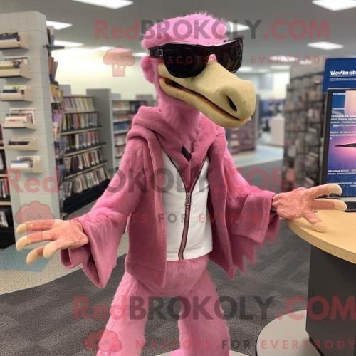 Costume Mascotte Redbrokoly De Deinonychus Rose Personnage Habillé ... on Productcaster.