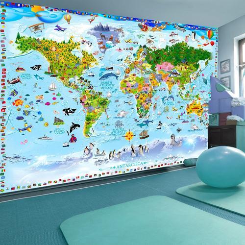 Papier peint intissé Carte du monde World Map for Kids : Taille - 1... on Productcaster.