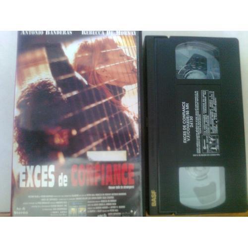 Cassette Vidéo Vhs - Exces De Confiance - Peter Hall on Productcaster.