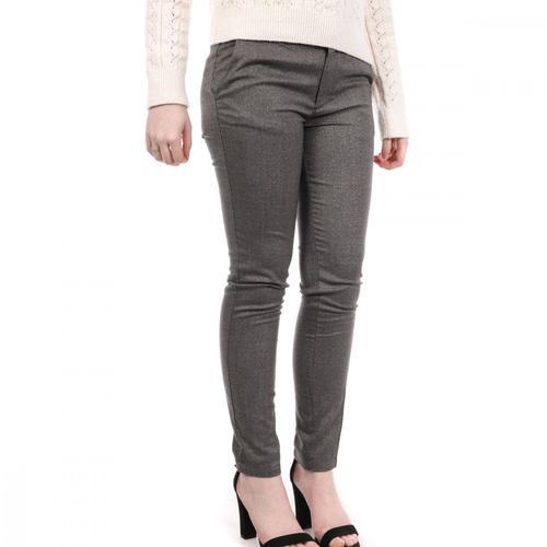 Pantalon Gris Femme Teddy Smith City Winter on Productcaster.