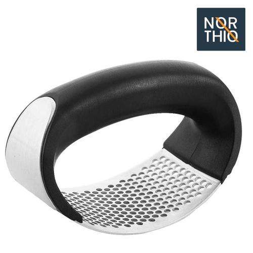 Northio, Presse-Ail En Acier Inoxydable - Noir on Productcaster.