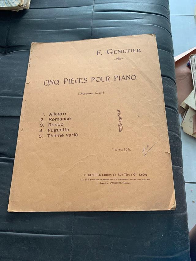 Cinq Pièces Pour Piano. F. Genetier on Productcaster.