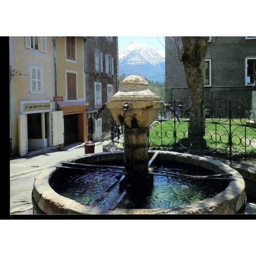 Carte Postale De Briançon (Hautes-Alpes) La Fontaine Persens on Productcaster.