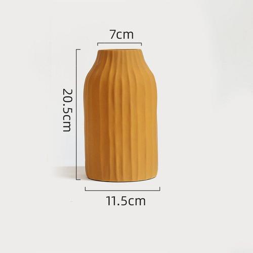 Vase en céramique Morandi minimaliste de style nordique, pour la dé... on Productcaster.