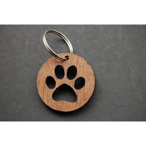 Porte-clé en bois patte de chien, accessoire de porte-clé en bois, ... on Productcaster.