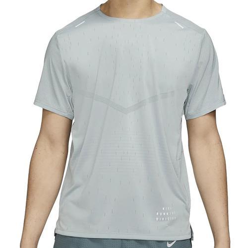 T-Shirt De Running Vert Homme Nike Rise on Productcaster.