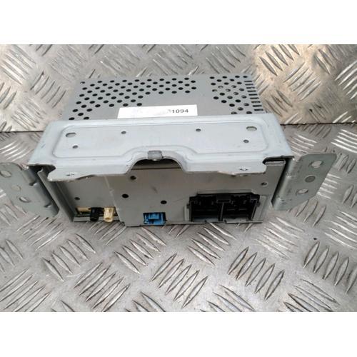 Autoradio Ford Fiesta 7 2427778 R:137395 on Productcaster.