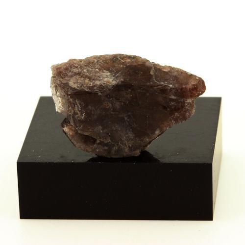 Axinite. 16.7 Cts. Chamrousse, Belledonne, Isère, France. on Productcaster.