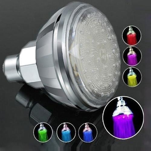 Pommeau de douche automatique 360 ° avec 7 couleurs LED, arroseur à... on Productcaster.