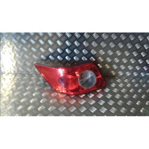 Feu Arg Renault Megane 2 Cc 8200142688 R:137021 on Productcaster.